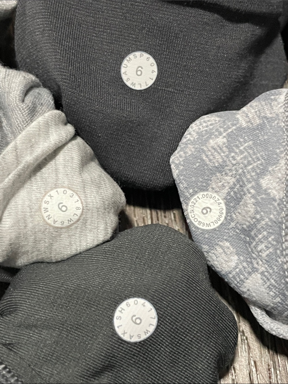 Like New Lululemon “Shades of Grey” 4-item Bottom Bundle. Size 6